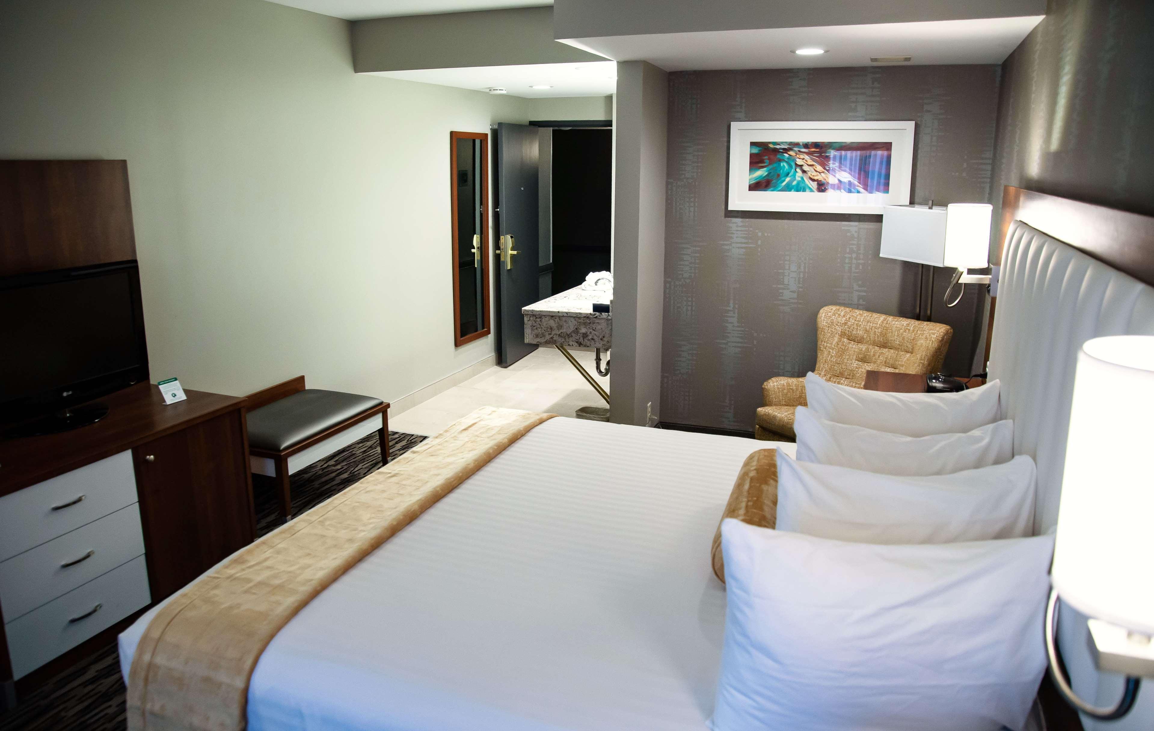 เบสต์ เวสเทิร์น ออน เดอะ อะเวนิว Hotel บัฟฟาโล ภายนอก รูปภาพ